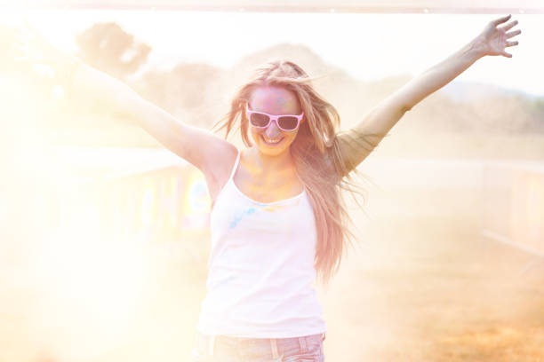 istock Woman winning in the colors ! 1150253573