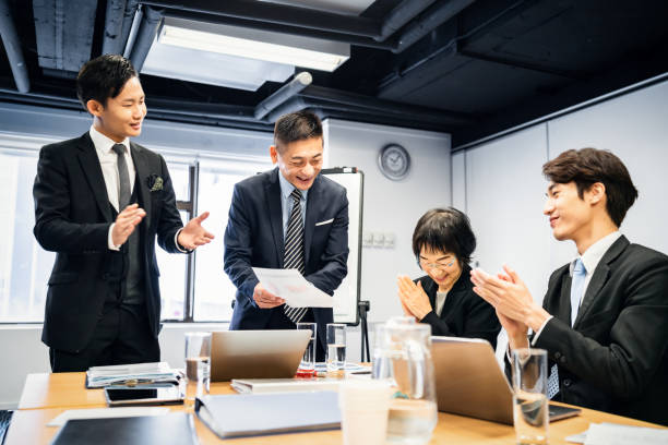 istock Applauding for colleague's success 1150254009