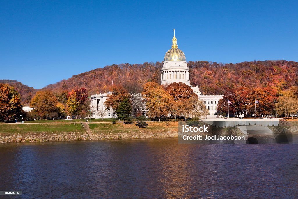 West Virginia Capitol Building - Foto de stock de Virgínia Ocidental - Estado dos EUA royalty-free