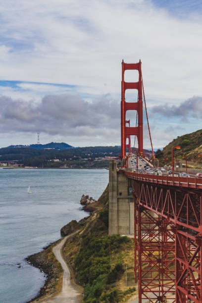istock Golden Gate Bridge with cars 1150342302