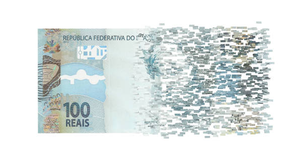 istock Brazilian Reais bill splits 1150345364
