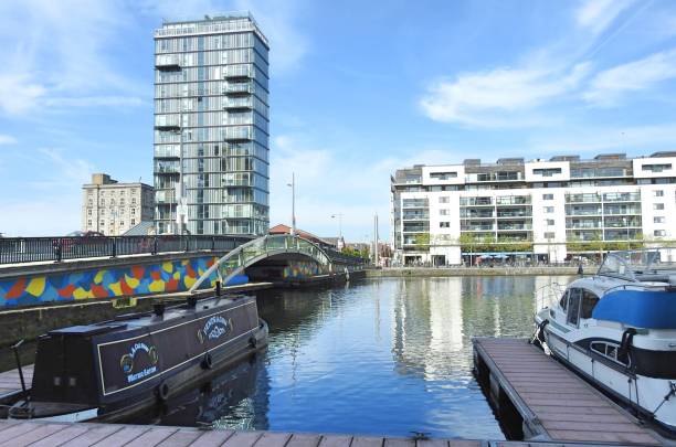 grand-kanal-bargen - grand canal stock-fotos und bilder