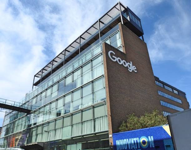 google offices, dublin - grand canal stock-fotos und bilder