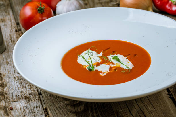 istock Soup cream of tomato 1150375692