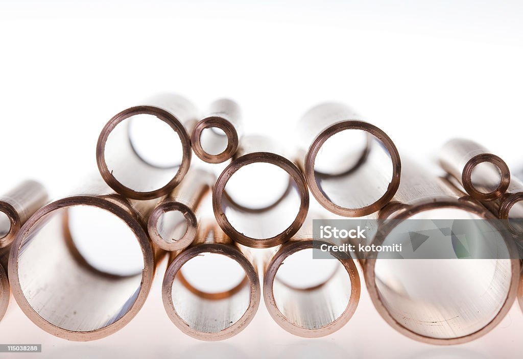 Tuberías de cobre de diámetro diferente - Foto de stock de Cobre libre de derechos