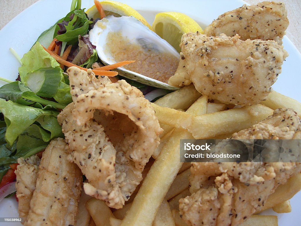 Sal y Pimienta calamar - Foto de stock de Aperitivo - Plato de comida libre de derechos