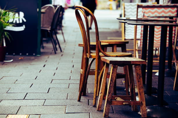 istock Desk and chair 1150400354