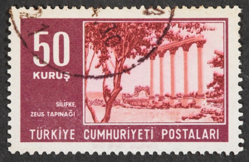 Twee Nederlandse postzegels van 35 cent per stuk, afgestempeld in Meppel