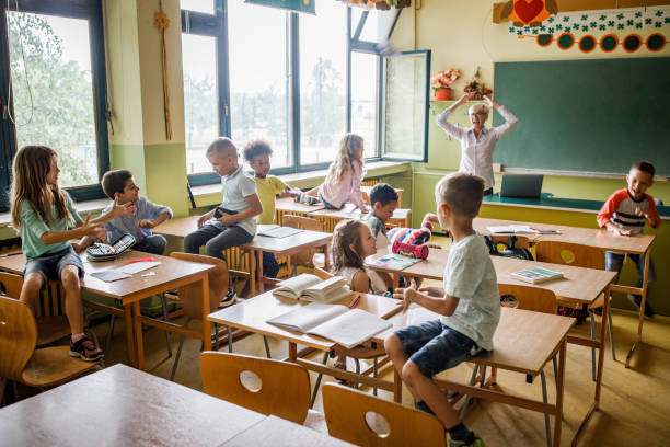 istock Chaos in the classroom at elementary school! 1150473625