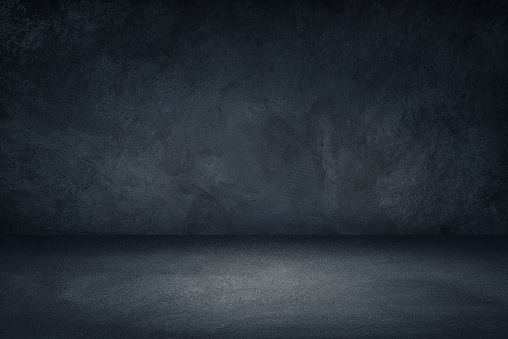 Oscuro negro y azul fondo de pared Grungy para la exhibición o montaje del producto photo