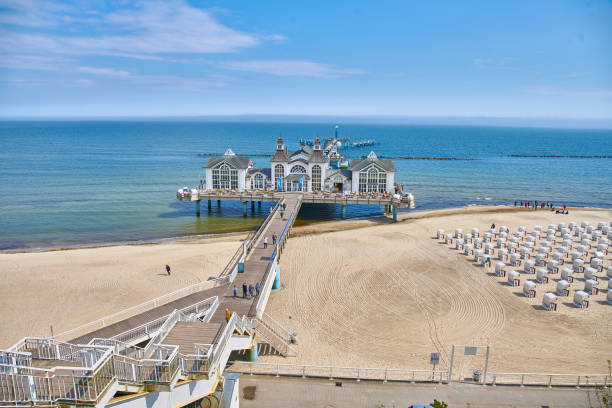 sellin pier, germany - binz imagens e fotografias de stock