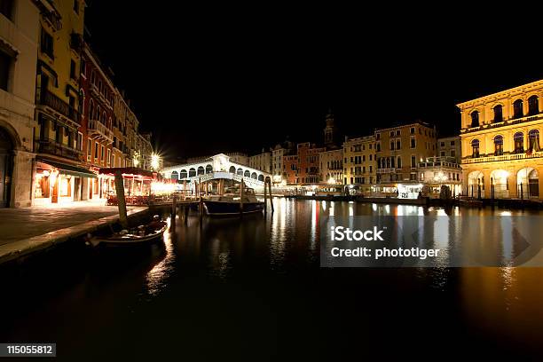 Photo libre de droit de Veneto Par Nuit banque d'images et plus d'images libres de droit de Restaurant - Restaurant, Venise, Bleu