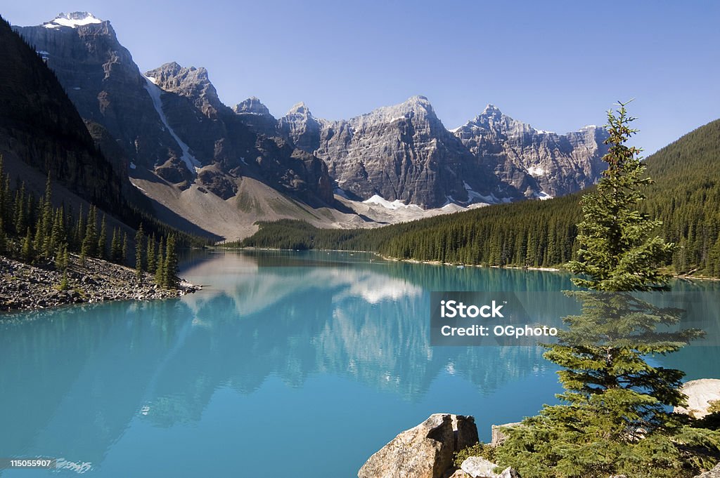 Morraine Jezioro, Park Narodowy Banff, Kanada - Zbiór zdjęć royalty-free (Bez ludzi)