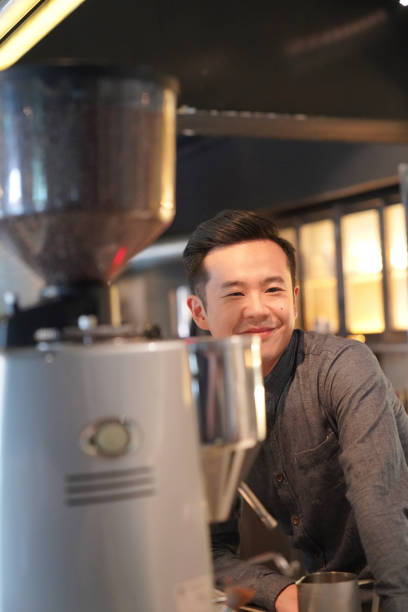 istock Coffee shop's leisure time in day 1150630098