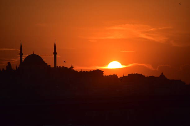 istock Istanbul Sunset with Mosque and Maiden tower 1150716391