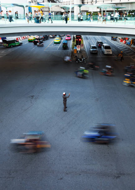도시 교통 - asia asphalt bangkok blurred motion 뉴스 사진 이미지