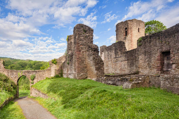 Ludlow Castle ruins, Shropshire, England, UK Ludlow Castle ruins, Shropshire, England, UK ludlow shropshire stock pictures, royalty-free photos & images