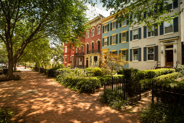 Capitol Hill historic community in Washington DC USA Houses and in the neighbourhood of Capitol Hill in Washington DC USA row house photos stock pictures, royalty-free photos & images