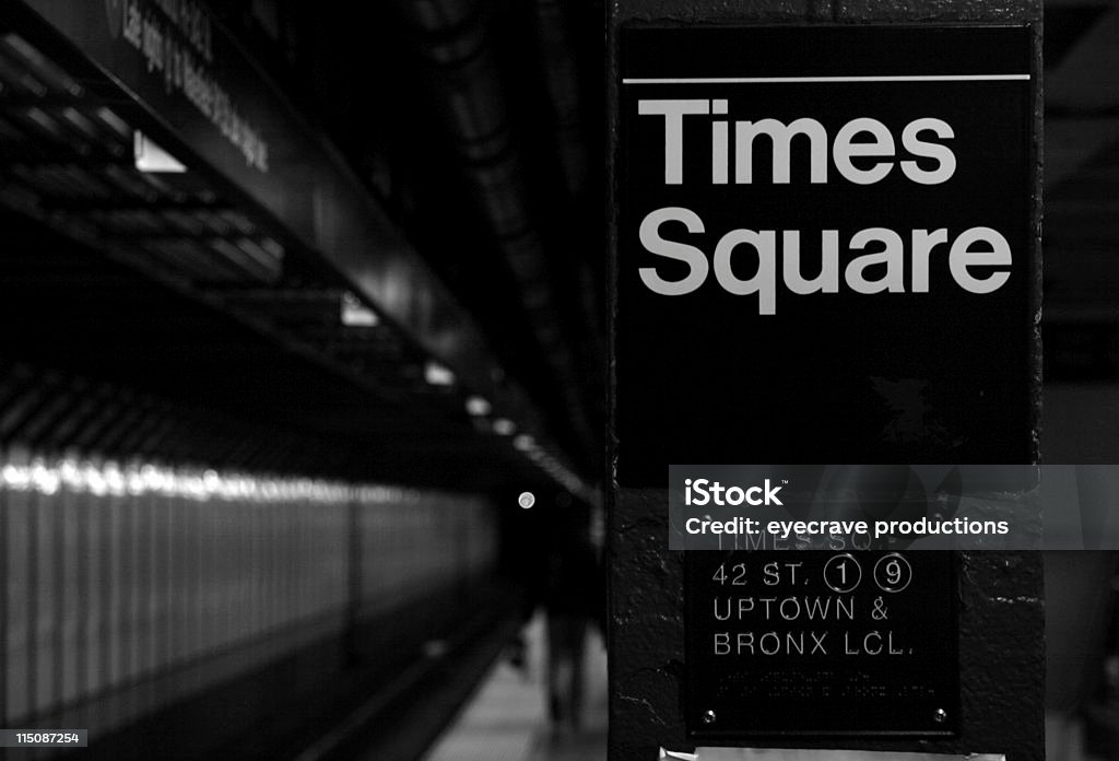 Metrô de times square NYC - Foto de stock de Metrô royalty-free