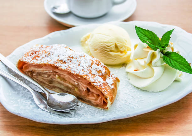 istock Apple Strudel and Ice Cream. 1150900224