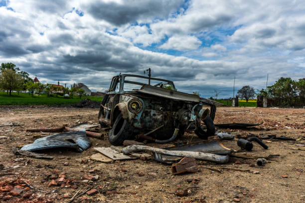 istock Burnt out abandoned cars 1150911228
