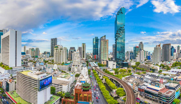 방콕 시내와 지하철 역 태국의 도시 전망 - silom 뉴스 사진 이미지