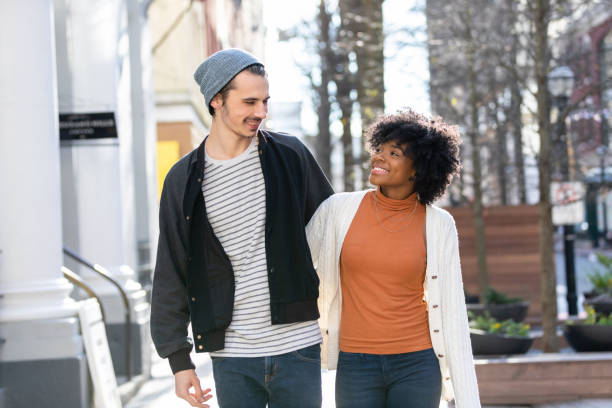 istock 20-Something Hipster Couple in the City 1150990068