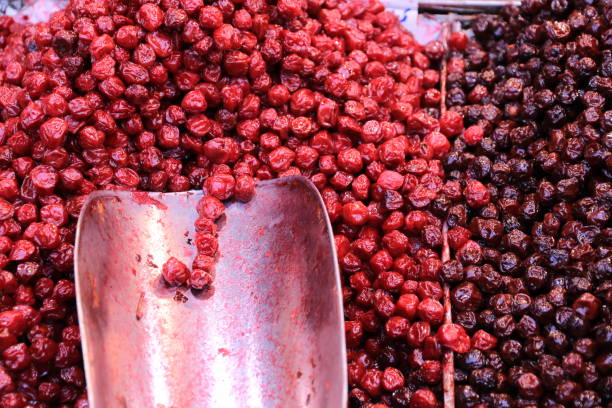 말린 열매 - dried cherries 뉴스 사진 이미지