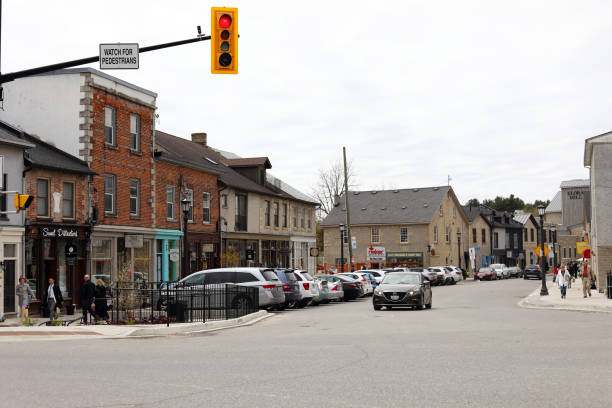 centre-ville d’elora en ontario - wellington ontario photos et images de collection