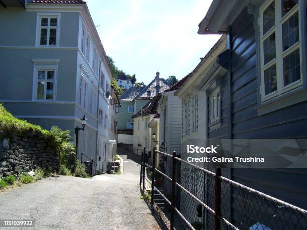 Foto de Pouca Rua Em Bergen e mais fotos de stock de Antigo - Antigo, Arquitetura, Bergen