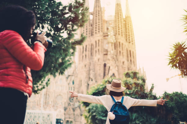 istock Tourist enjoying Barcelona 1151052603
