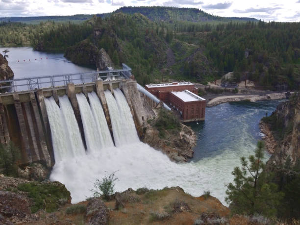 istock Long Lake Hydroelectric Dam 1151067834