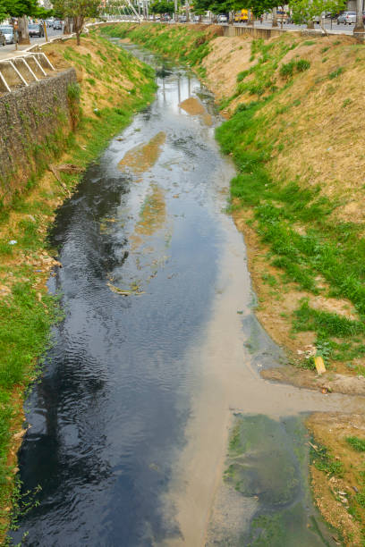 istock Domestic brazilian sewage 1151071572