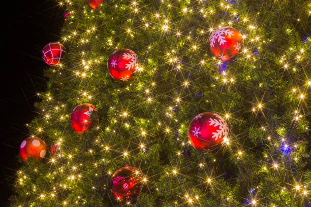 istock The lights on the Christmas tree decoration 1151116742
