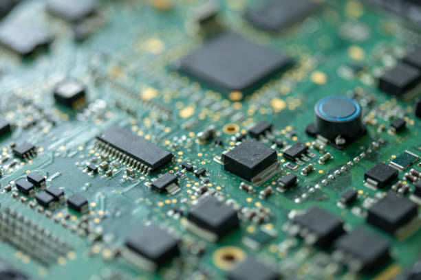 istock Car chip, tuning and  repairing 1151124002