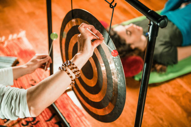 Gong in sound therapy Gong in sound therapy gong stock pictures, royalty-free photos & images