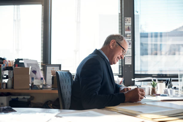 istock Organizing all his business tasks 1151163683