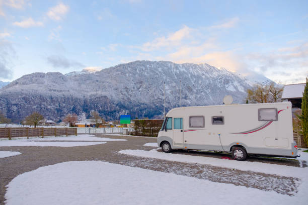 motorhome car after snow. - mountain drop europe switzerland imagens e fotografias de stock