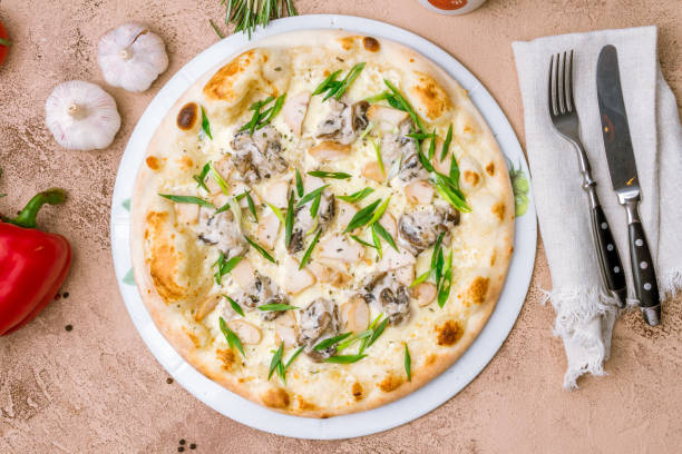 istock Pizza with chicken and mushrooms 1151196125