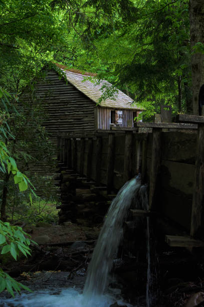 istock Cades Cove Smoky Mountains 1151207586