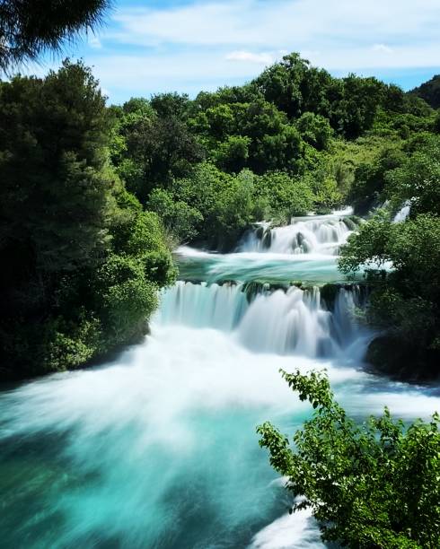 cascade parc national krka croatie bleu long expisure eaux - chutes de huka photos et images de collection