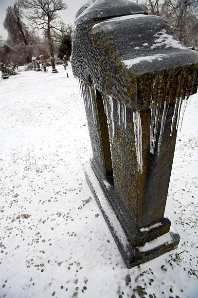 istock Missouri winter ice storm 115126067
