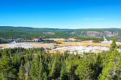 oberes-becken-geyser-landschaftsansicht.jpg?b=1&s=170x170&k=20&c=Xmt8jeIcLemID-zqp7DWgTni6XY9Kj6K-uL2E0inxIc=