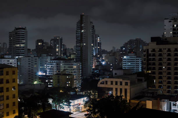 istock Sao Paulo at night 1151301115