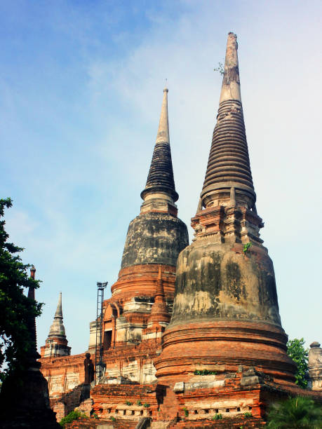 wat phra sri sanphet, ancien temple dans l’ancien palais royal de la capitale ayutthaya, thaïlande. - sanphet palace photos et images de collection