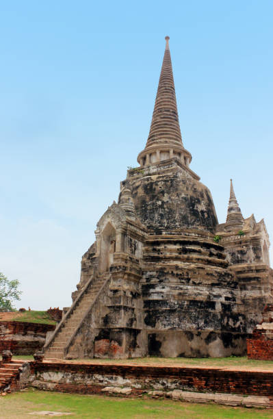 wat phra sri sanphet, ancien temple dans l’ancien palais royal de la capitale ayutthaya, thaïlande. - sanphet palace photos et images de collection