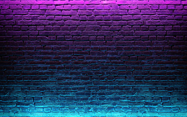 modernas luces de neón futurista en la vieja pared de ladrillo grunge fondo de la sala. representación 3d - brick fotografías e imágenes de stock