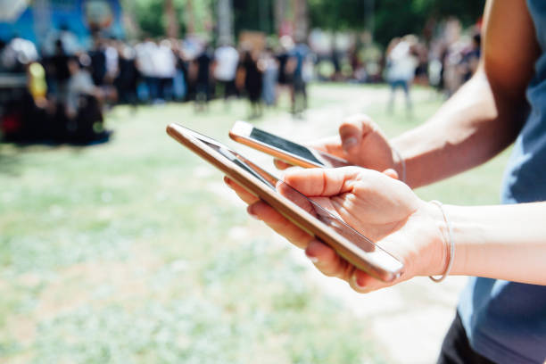 istock Teenager using social media 1151420882