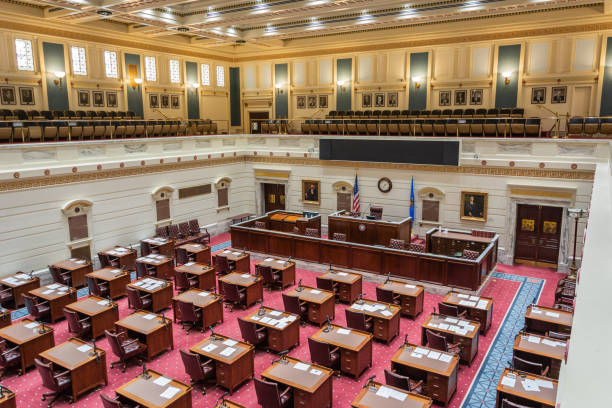 câmara do senado do capitólio do estado de oklahoma, em oklahoma city, ok. - oklahoma state capitol - fotografias e filmes do acervo