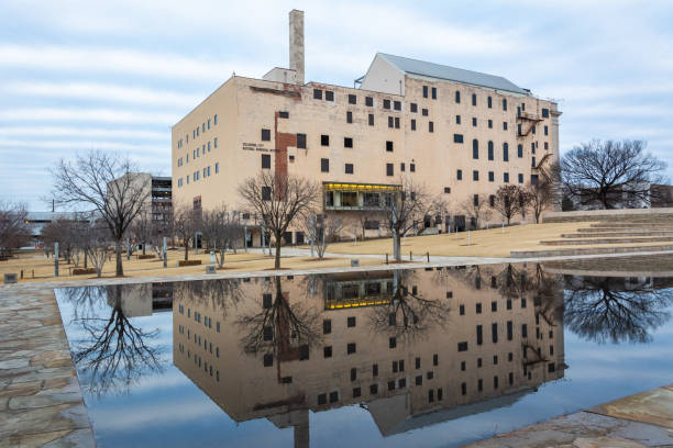 オクラホマシティ国立記念博物館(オクラホマ市) - oklahoma city oklahoma city national memorial oklahoma famous place ストックフォトと画像